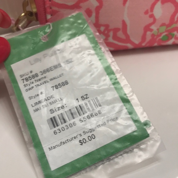 Lilly Pulitzer travel wallet - Picture 3 of 4